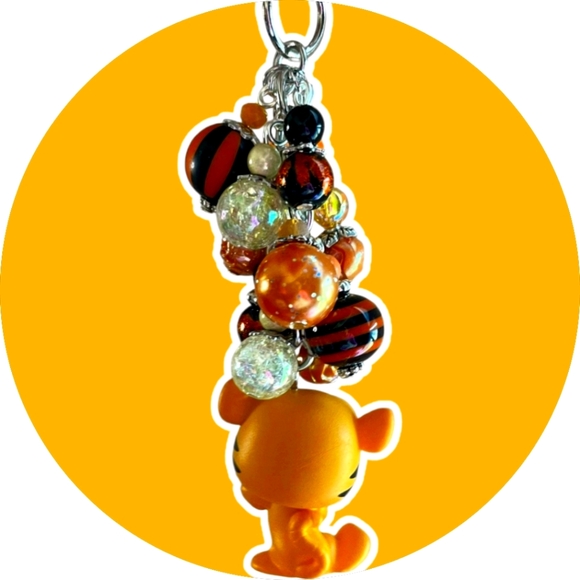 NWOT Loungefly Tigger Winnie the pooh mini backpack, Wallet, & DOORABLES CHARM! - Picture 16 of 17